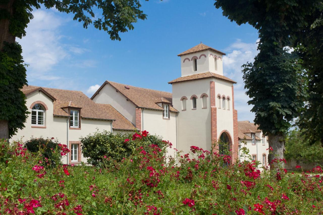 Отель Domaine De Fremigny Bouray-sur-Juine Экстерьер фото